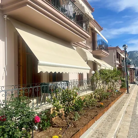 Marialena Aparthotel 3*