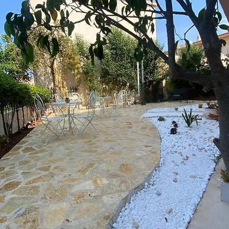 Ξενοδοχείο με διαμερίσματα Marialena Epidaurus